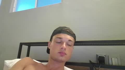 london_tomy online show from November 25, 2025, 10:54 pm