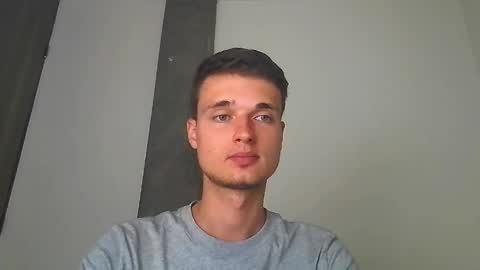 london_tomy online show from April 10, 2026, 2:28 am