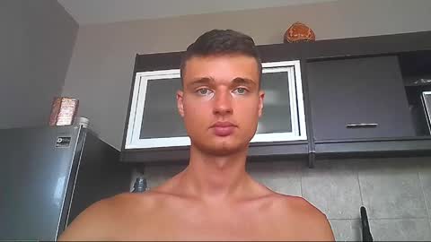 london_tomy online show from April 23, 2026, 4:09 pm