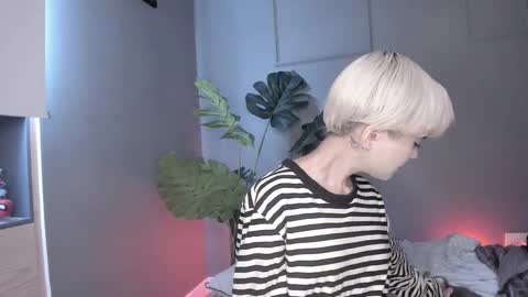 SABRINA online show from February 23, 2025, 8:44 pm