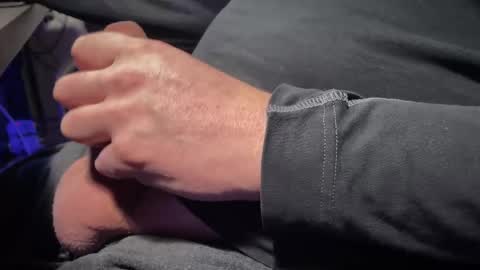 Long online show from January 31, 2025, 7:51 pm