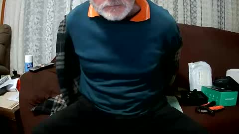 Snapshot of longhornpr6971 chatting on May 19, 2026, 11:44 pm Longhornpr6971 online show from May 19, 2026, 11:44 pm