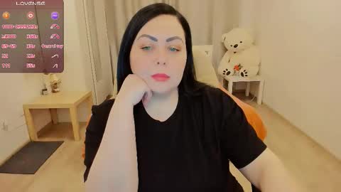 Nina online show from December 3, 2025, 3:10 pm