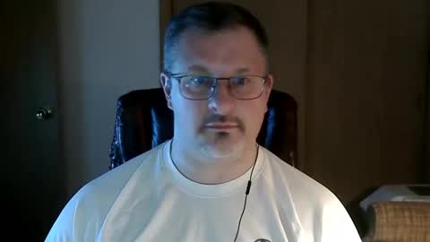 Snapshot of lookin75 chatting on March 15, 2026, 1:44 am lookin75 online show from March 15, 2026, 1:44 am