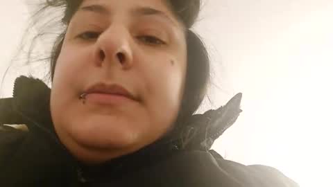 loolaunshaved online show from April 2, 2026, 1:47 am