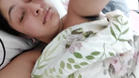 Snapshot of loolaunshaved chatting on July 20, 2026, 9:23 am loolaunshaved online show from July 20, 2026, 9:23 am
