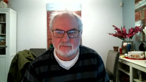 Snapshot of loop102 chatting on January 23, 2025, 10:44 pm loop102 online show from January 23, 2025, 10:44 pm