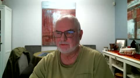 Snapshot of loop102 chatting on March 14, 2026, 6:57 pm loop102 online show from March 14, 2026, 6:57 pm