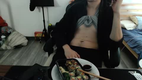 Peter and Ash online show from October 21, 2025, 8:42 pm