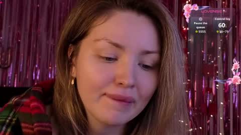 Lora online show from April 21, 2026, 3:07 pm