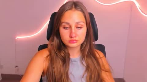 Snapshot of lora_kisses chatting on September 9, 2025, 5:29 am Lora online show from September 9, 2025, 5:29 am