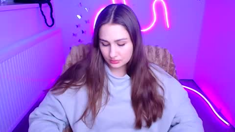 Snapshot of lora_kisses chatting on February 17, 2026, 12:23 pm Lora online show from February 17, 2026, 12:23 pm