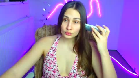 Snapshot of lora_kisses chatting on March 3, 2026, 12:44 pm Lora online show from March 3, 2026, 12:44 pm