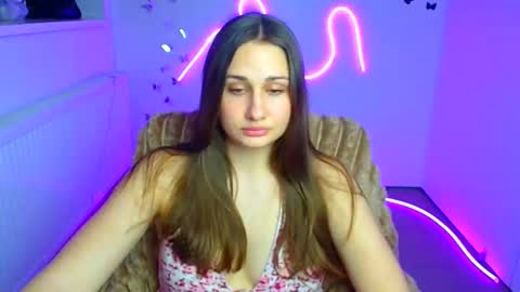 Snapshot of lora_kisses chatting on March 31, 2026, 12:16 pm Lora online show from March 31, 2026, 12:16 pm