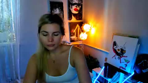 Snapshot of loraboyar chatting on July 2, 2026, 2:45 pm Lora online show from July 2, 2026, 2:45 pm