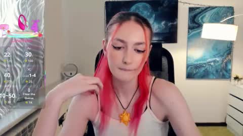 Lora online show from October 3, 2025, 12:13 pm