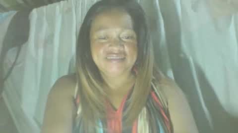 LorahVane online show from April 5, 2026, 8:17 pm