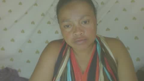 LorahVane online show from April 10, 2026, 11:04 am