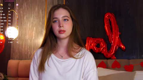 Loraine online show from February 16, 2025, 8:55 pm