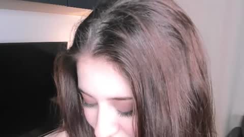 Snapshot of lorainethach chatting on July 8, 2026, 11:04 am Yomi online show from July 8, 2026, 11:04 am