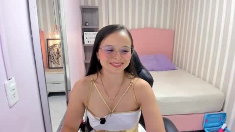 lorelaigiven online show from February 17, 2026, 12:34 pm