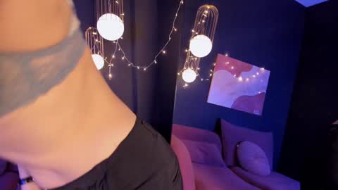 Loren online show from January 16, 2025, 1:58 pm