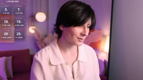 Loren online show from June 5, 2026, 2:12 pm
