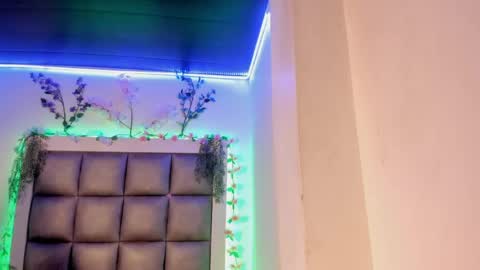 lorena_jade online show from April 13, 2026, 4:07 am