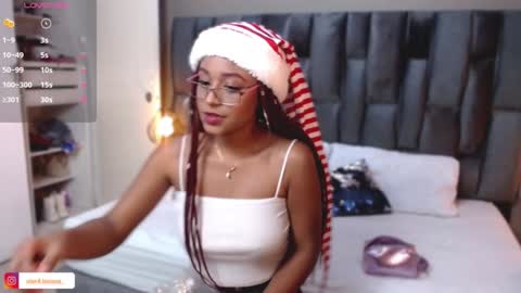 Lorena Vieira  online show from December 31, 2024, 7:51 pm