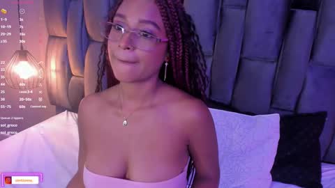 Lorena Vieira  online show from February 28, 2025, 12:21 am
