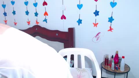 Lorena Capelli online show from April 16, 2026, 9:37 pm