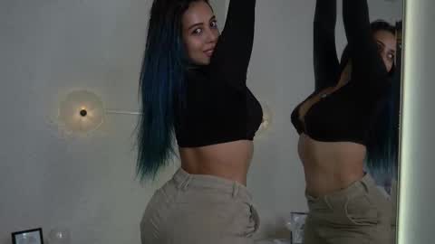 Loren Allen  online show from November 2, 2025, 1:19 am