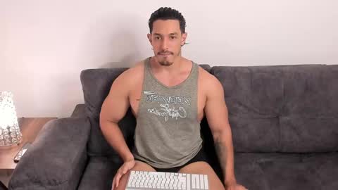 Lorenzo F online show from February 13, 2025, 1:40 am