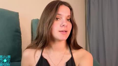 Chloe for Fan BlackHole online show from September 22, 2025, 6:10 pm