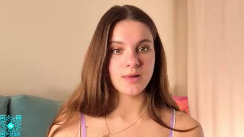 Chloe for Fan BlackHole online show from November 22, 2025, 5:23 pm