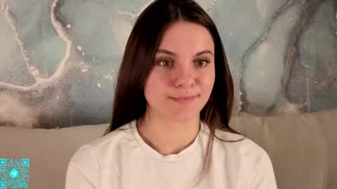 Chloe for Fan BlackHole online show from April 20, 2026, 5:37 pm