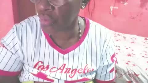 loretybighot online show from April 21, 2026, 12:44 pm