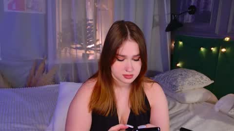 Snapshot of lori_mason chatting on December 17, 2025, 6:58 pm Lori online show from December 17, 2025, 6:58 pm