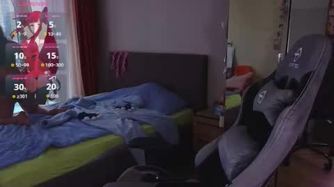 Lori -----------------------------------    online show from September 14, 2025, 2:49 pm