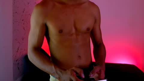 Lorian Vikel  online show from April 5, 2026, 3:58 am