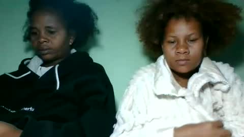 lorienne98 online show from June 8, 2026, 12:36 am