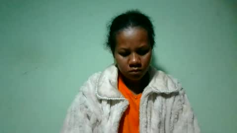 lorienne98 online show from June 21, 2026, 9:01 am