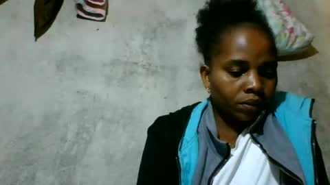 lorienne98 online show from June 25, 2026, 3:27 pm