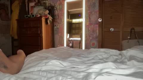 Lorelai Kane online show from April 20, 2026, 7:59 pm