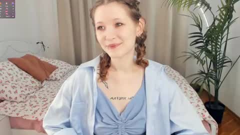 Snapshot of lorineponter chatting on June 12, 2026, 7:29 am Ronny online show from June 12, 2026, 7:29 am