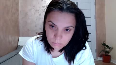 Snapshot of lorragrey chatting on May 1, 2026, 3:22 am LorraGrey online show from May 1, 2026, 3:22 am