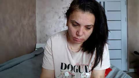 Snapshot of lorragrey chatting on May 12, 2026, 6:54 am LorraGrey online show from May 12, 2026, 6:54 am