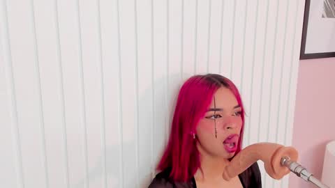 lore  online show from January 19, 2025, 12:28 pm