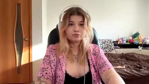 Stasha online show from July 13, 2026, 9:01 am