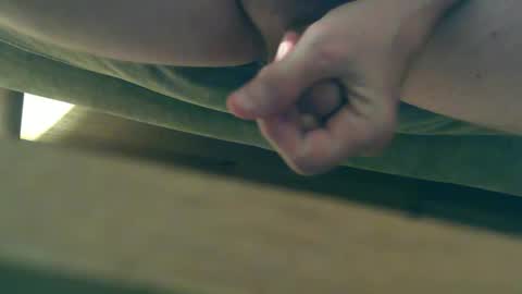 Snapshot of lost_angel75 chatting on May 14, 2026, 10:27 pm lost_angel75 online show from May 14, 2026, 10:27 pm